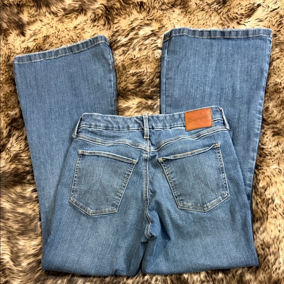Wrangler Denim - Wrangler Bespoke Flare Women's Boot Cut Jeans